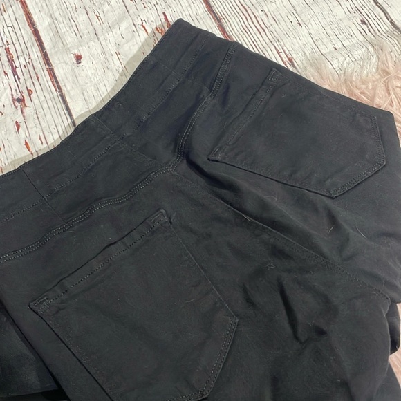 J Brand Natasha Sky Skinny High Rise Jeans in Seriously Black - Picture 13 of 13